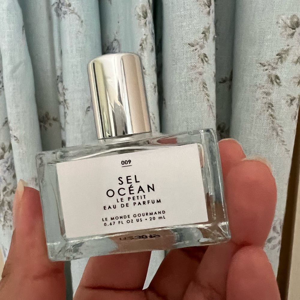 Urban Outfitters Sel Ocean Perfume